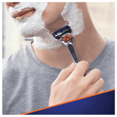 Gillette Fusion ProGlide Pánský holicí strojek s technologií FlexBall