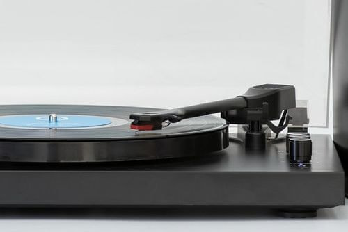 Gramofon GPO Retro Piccadilly 3 sebesség 2 hangszóró automatikus leállás retro elegáns design