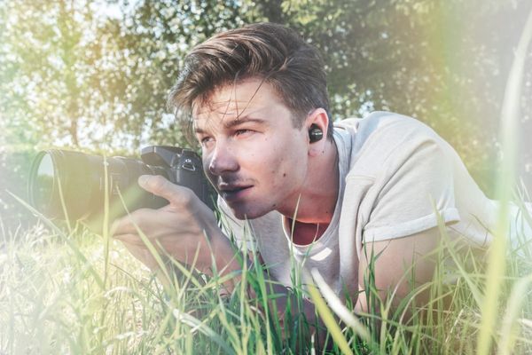 sluchátka trust duet 2 bezdrátová Bluetooth vestavěná baterie dosah 10 m k telefonu