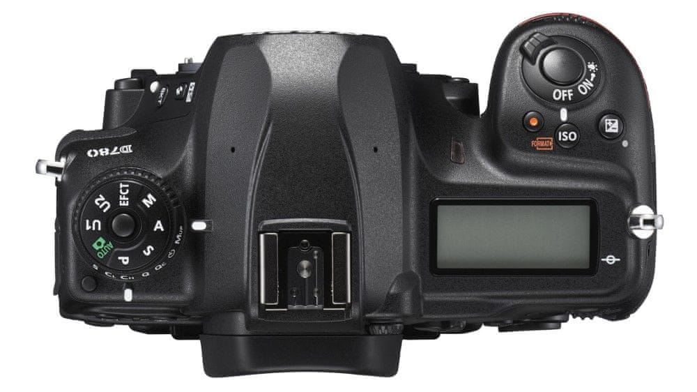 Nikon D780