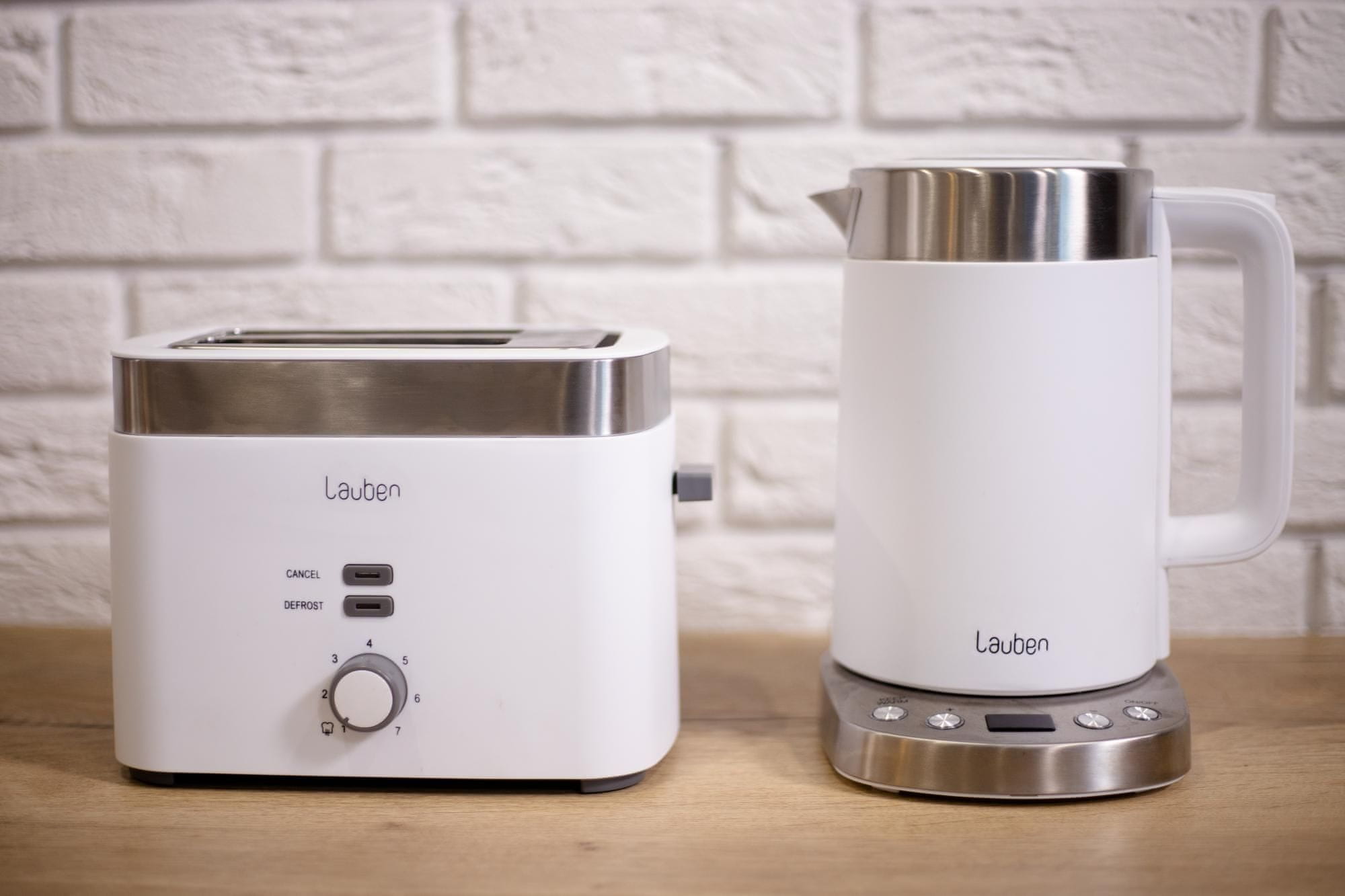  Lauben Electric Kettle EK17WS 