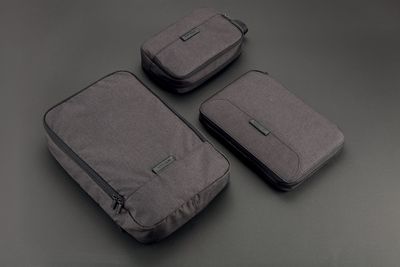  Potovalna torbica XD Design kompresijski potovalni organizator (P760.061) zadostna prostornina za vse vaše potrebe 