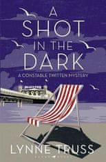 Lynne Trussová: A Shot in the Dark : A Constable Twitten Mystery 1