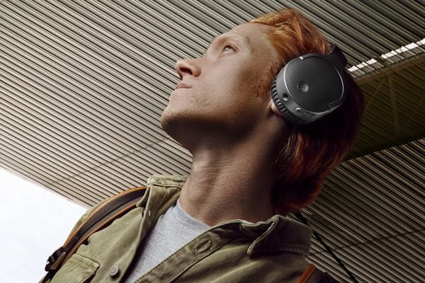 krásne anc odhlučňovacie slúchadlá energy sistem headphones bt travel 5 anc active noise cancelling výdrž 12 h 300 mAh batérie otočné mušle skladacia konštrukcia 40 mm meniče neodymové magnety krásne čistý zvuk multifunkčné tlačidlo pripojiteľné aj audio káblom li-pol akumulátor