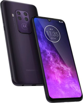 Motorola Moto One Zoom, noční fotografie kvalitní, Quad Pixel, blesk, optická stabilizace obrazu, ostré fotky za špatného světla