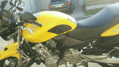 SEFIS Protiskluzové chrániče Honda Hornet 600 900 černá