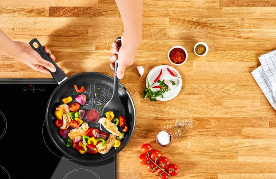 Klasická panvica Tefal So Chef panvica 26 cm G2670572