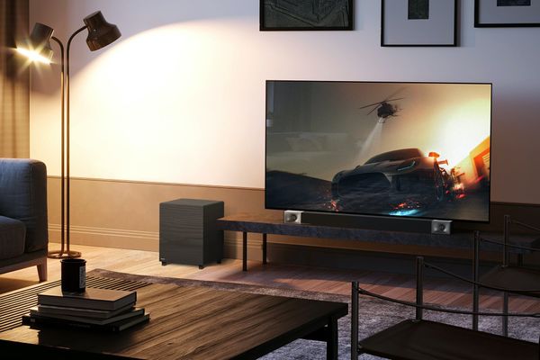 Bluetooth bezdrátový moderní soundbar klipsch cinema 400 výkon 400 w externí bezdrátový subwoofer dálkové ovládání dolby audio prostorový zvuk snadné zprovoznění hdmi digitální optický vstup aux in