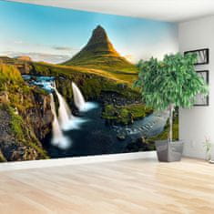 tulup.cz Fototapeta Mount Kirkjufell Fototapeta Vliesová 312x219 cm