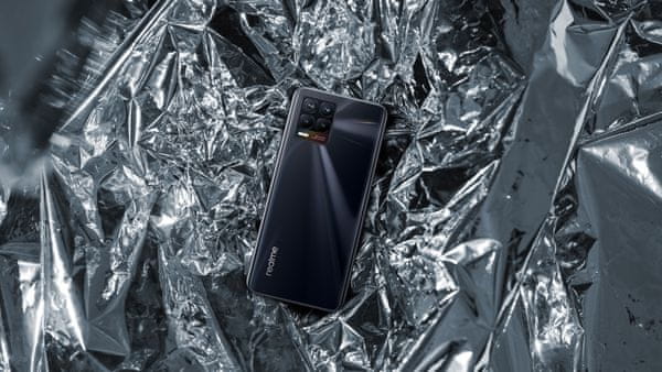 Realme 8 velký AMOLED displej Full HD+ rozlišení dlouhá výdrž velkokapacitní baterie, ultra rychlé nabíjení, výkonný procesor, čtyři fotoaparáty, ultraširokoúhlý, makro, NFC obnovací frekvence SuperDart nabíjení MediaTek Helio G95 Android 11 Bluetooth 5.1 čtečka otisků prstů v displeji bezrámečkový displej hloubkový objektiv