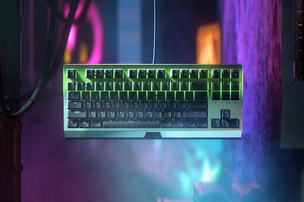  herní klávesnice razer blackwidow v3 krásný herní design odezva jen 0,1 ms 1000 hz 80 milionů stisknutí bez numerické klávesnice 