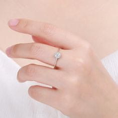 MOISS Luxusní stříbrný prsten s čirými zirkony R00020 (Obvod 59 mm)