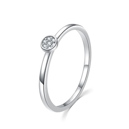 MOISS Třpytivý stříbrný prsten s čirými zirkony R00020