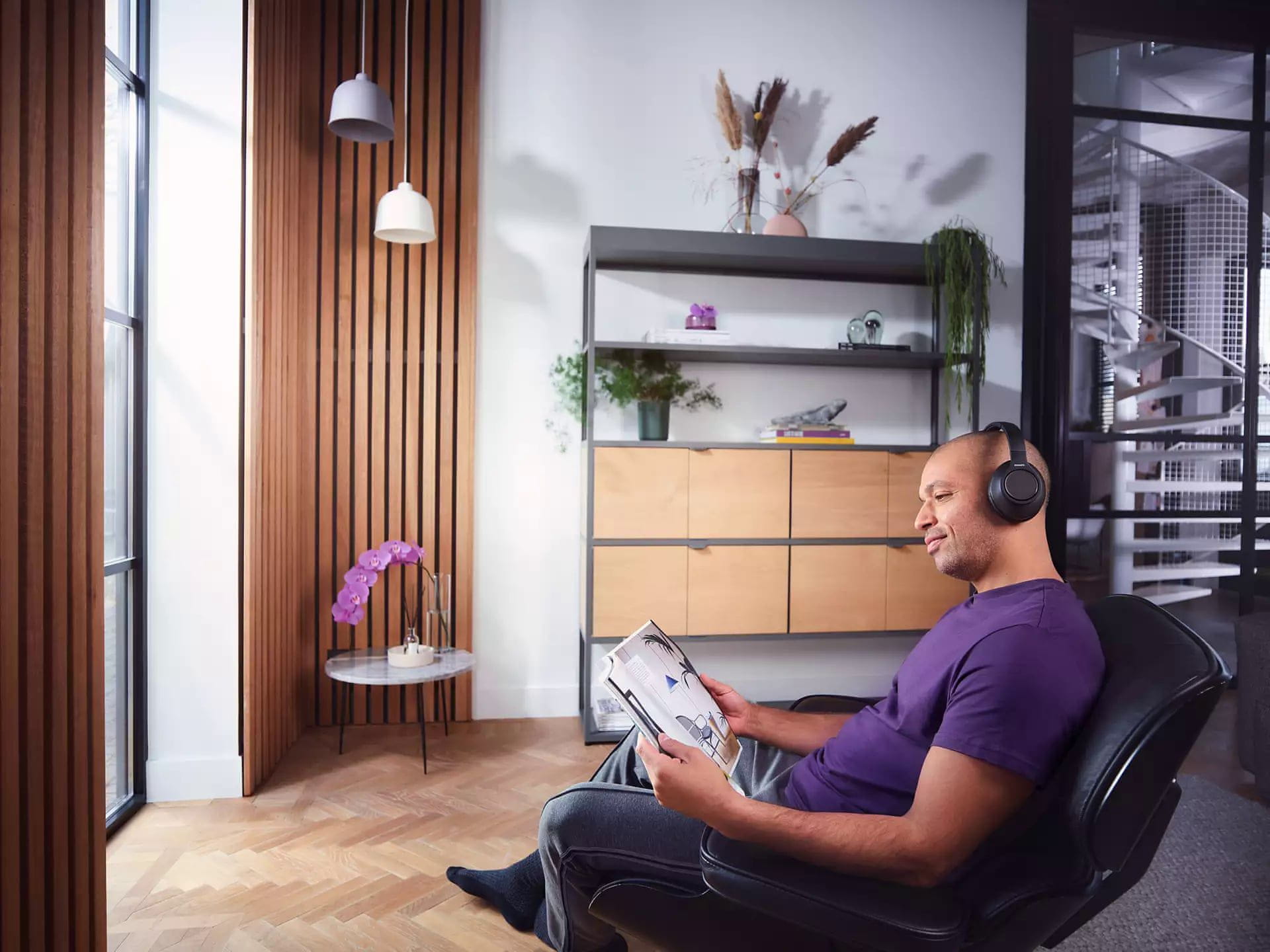  TV sluchátka Bluetooth philips tah6206 pohodlná rychlonabíjení dlouhá výdrž mikrofon pro handsfree moderní design 