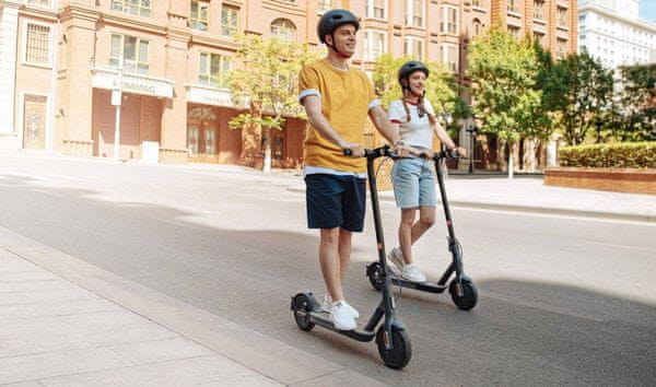 Elektrická koloběžka Xiaomi Mi Electric Scooter 3 EU Scooter Pro 2, E-ABS, brzdy, světlo, tempomat kvalitní brzdy jízdní režimy LED displej integrovaný displej stojánek