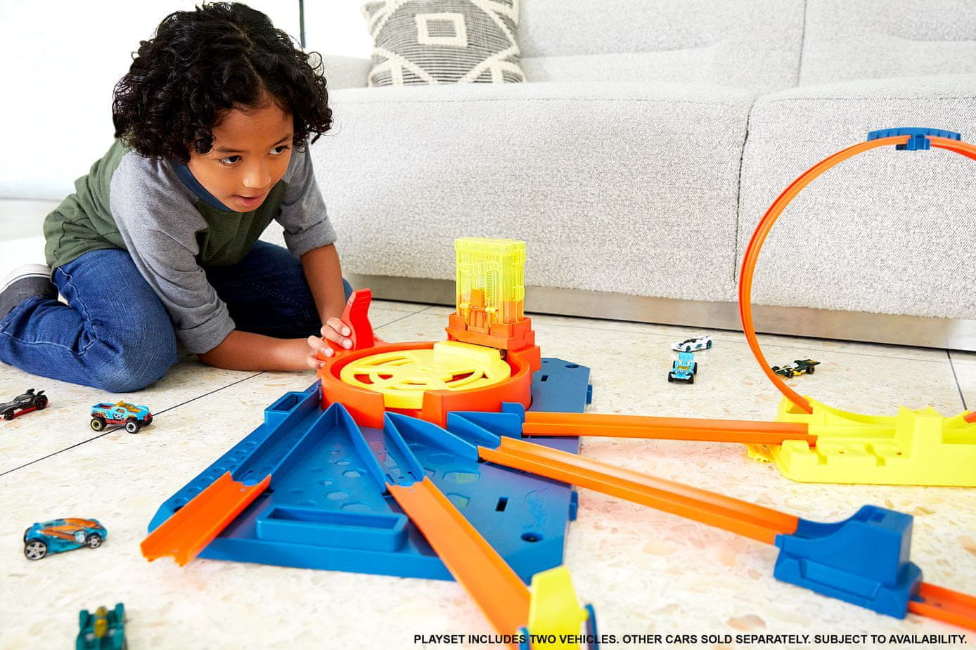 Hot Wheels Track Builder Box