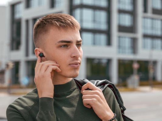  bezdrátová Bluetooth sluchátka lamax dots2 touch nezkreslený zvuk pohodlná konstrukce uzavřená hlasový asistent mikrofon pro handsfree dlouhá výdrž na nabití dotykové ovládání 
