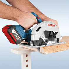 Bosch GKS 18V-57 akumulátorová okružní pila bez aku