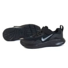 Nike Boty černé 29.5 EU Wearallday