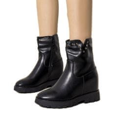 Černé dámské boty na podpatku Carmen velikost 40