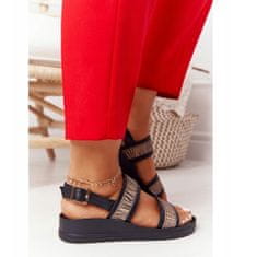 Kožené sandály na podpatku Laura Messi velikost 39