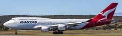 PHOENIX Boeing B747-438(ER), dopravce Qantas Airways "1990s" Colors Named "Wunala", Austrálie, 1/400