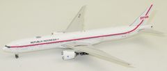 PHOENIX Boeing B777-3U3(ER), dopravce Garuda Indonesia, Republik Indonesia, Indonezie, 1/400