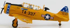 Hobby Master North American T-6G Texan, USAF, 75th FIS, Presque Isle AFB, 1952, 1/72