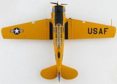 Hobby Master North American T-6G Texan, USAF, 75th FIS, Presque Isle AFB, 1952, 1/72