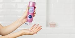 Nivea Sprchový gel s vůní malin a borůvek Fresh Blends (Refreshing Shower) 300 ml