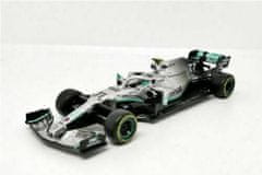 BBurago 1:43 F1 Mercedes AMG W10 EQ stříbrná