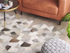 Beliani Kožený koberec patchwork 140 x 200 cm šedý a béžový VARTO
