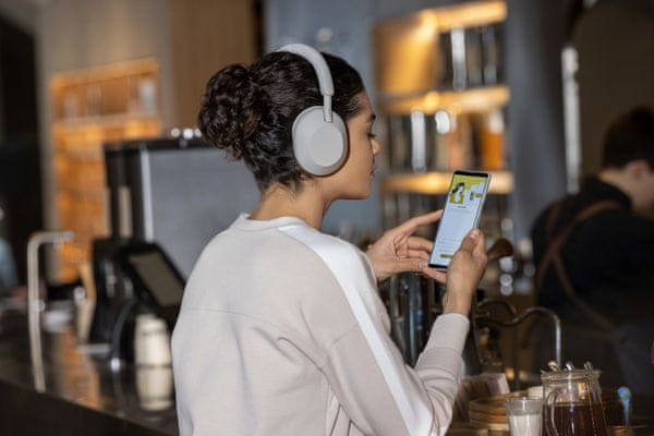  moderné bezdrôtové Bluetooth slúchadlá sony wh1000xm5 skvelý zvuk anc technológie výdrž až 30 h na nabitie čisté handsfree hovory ovládanie aplikácií hlasoví asistenti 