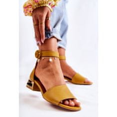 Kožené sandály Laura Messi 2143 žlutá velikost 36