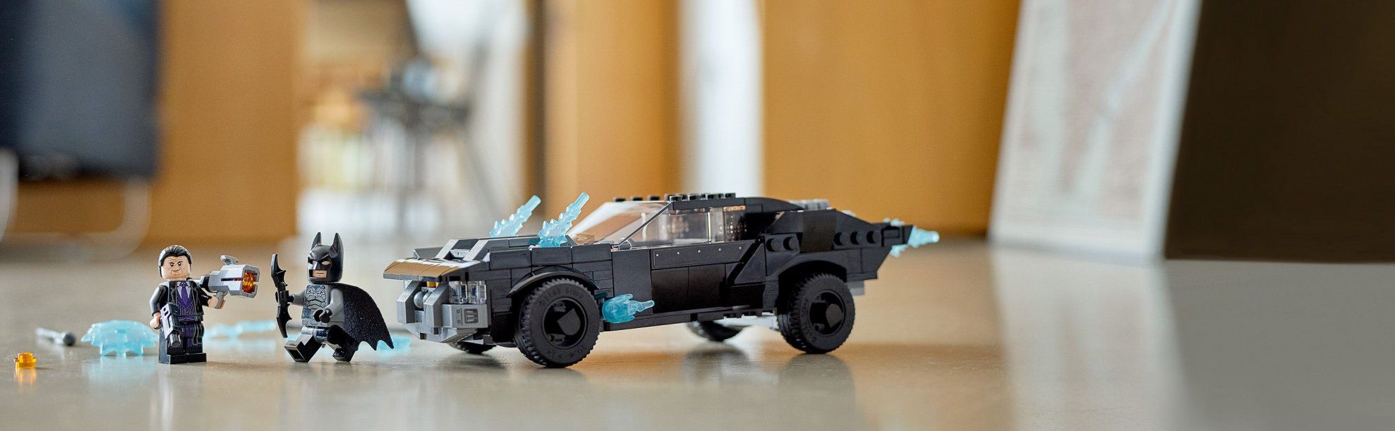 LEGO Super Heroes 76181 Batmobil: Honička s Tučňákem