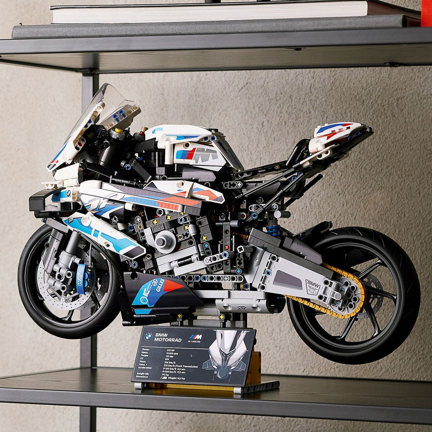  lego Technic 42130 BMW M 1000 RR 