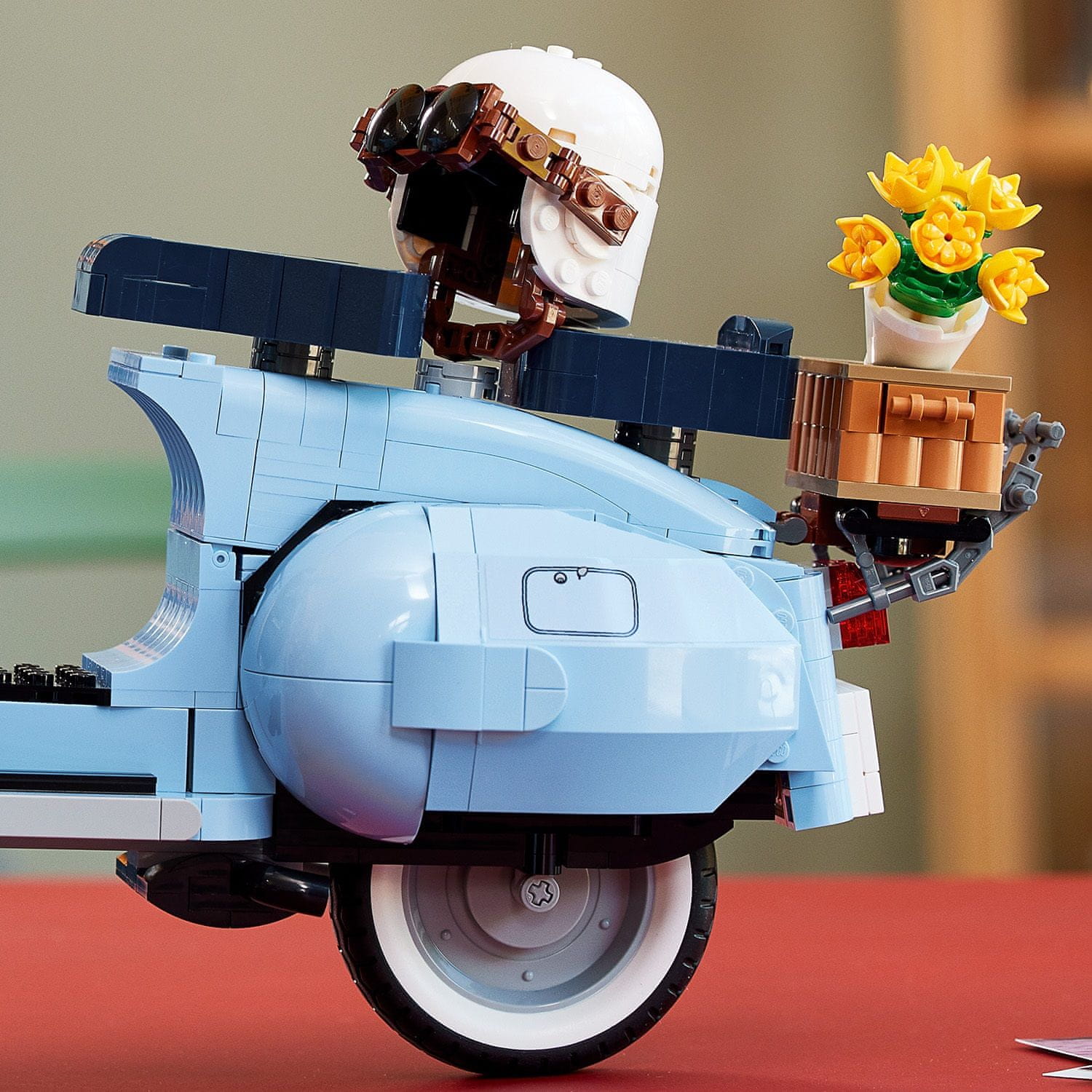 LEGO Creator Expert 10298 Vespa 125