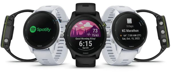 moderní chytré hodinky Garmin Forerunner 255 Music integrovaný hudební přehrávač mp3 přehrávač vlastní hudba v hodinkách interní paměť výkonná GPS Bluetooth odolné do hloubky 50 m 5ATM bezkontaktní platby garmin pay baterie s výdrží 14 dní více než 30 sportovních profilů denní návrhy tréningu na míru čas na zotavení race predictor měření srdečního rytmu krokoměr gps glonass galileo wifi ant plus body battery energy monitor smart notifikace detekce pádů výkonné chytré hodinky běžecké hodinky pro běžce triatlon vytvalostní běh multisport