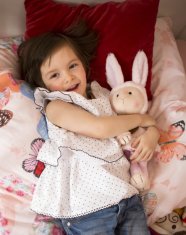 TWM Plyšová hračka králíka La La Bunnie junior 30 cm růžová / zlatá