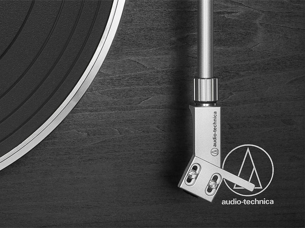 Audio-Technica gramofon AT-LPW30BK