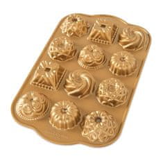 Nordic Ware Forma na 12 malých různých bábovek zlatá