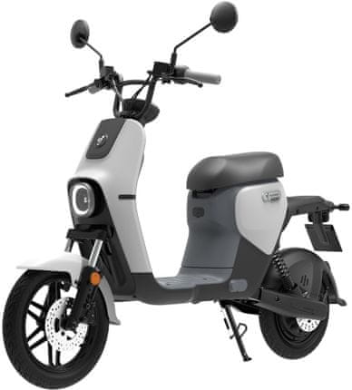 Elektrický moped eMoped elektrický skútr nová generace elektrických skútrů Segway eScooter B110S, extrémně dlouhý dojezd, velkokapacitní baterie, velké pneumatiky, rekuperace výkonná elektrokoloběžka NFC odemykání bez klíčů GPS ochrana proti zlodějům AHRS NFC čtečka Přední kotoučová a zadní bubnová brzda Přední světlomet s dvojitou LED Výkon 850W tempomat dlouhý dojezd dlouhá výdrž světlomet elekologická doprava ekonomická doprava levná doprava po městě