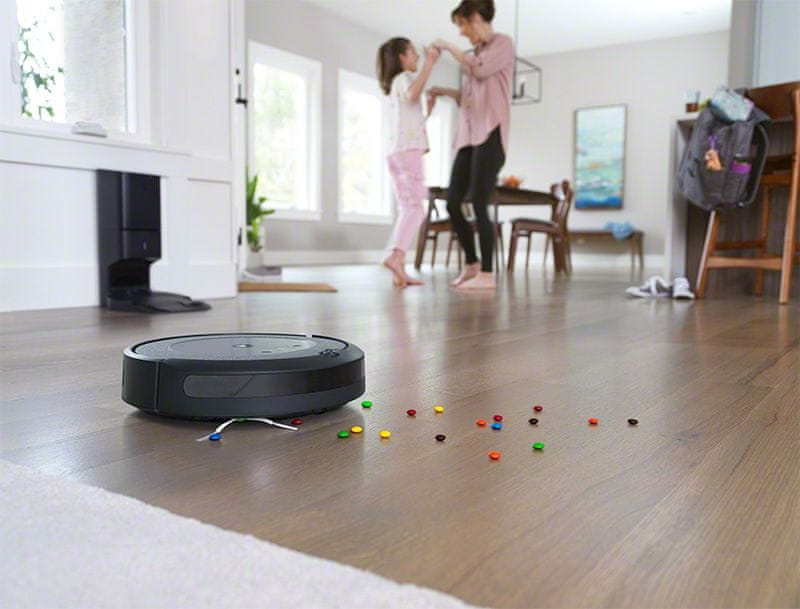  iRobot Roomba i5 