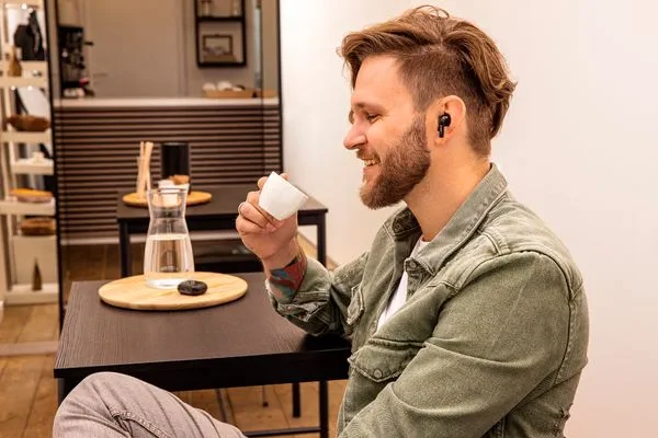  bezdrôtové Bluetooth slúchadlá lamax clips1 beatbass neskreslený zvuk pohodlná konštrukcia uzavretá hlasový asistent mikrofón pre handsfree dlhá výdrž na nabitie dotykové ovládanie 