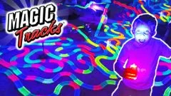 AUR Magic Tracks (svítící autodráha) 220 dílků