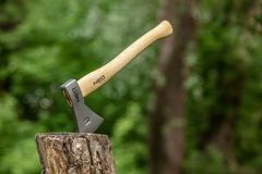 NEO Sekera Bushcraft v pouzdře 400g