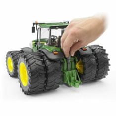 Bruder Traktor john deere 7930 s přídavnými koly