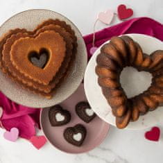 Nordic Ware Forma na bábovku HEART stupňovité karamelová