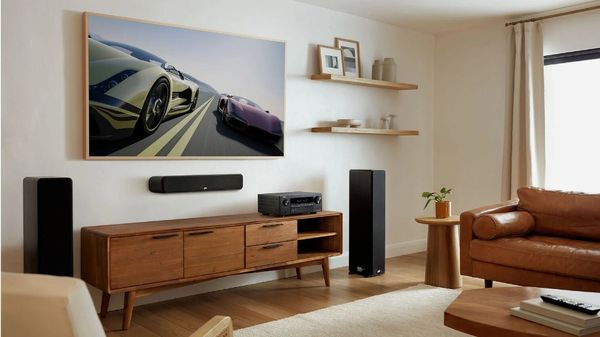 výkonný av receiver denon avrs970h Bluetooth wifi 8k60hz 4k120hz 6hdmi vstupů 2 hdmi výstupy výkon 145 w na kanál 7.2 kanálů audyssey kalibrace zvuku dolby atmos dolby atmos height virtualization dtsx dts virtualx hdcp 2.3 hdr10 hdr10+ hlg dolby vision  amazon alexa apple siri google assistant hlasové ovládání streaming tidal tunein spotify deezer amazon music hd phono vstup dva výstupy pro subwoofery heos built in streaming ve více zónách usb port flac alac wav dsd soubory