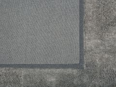 Beliani Koberec shaggy 140 x 200 cm světle šedý EVREN